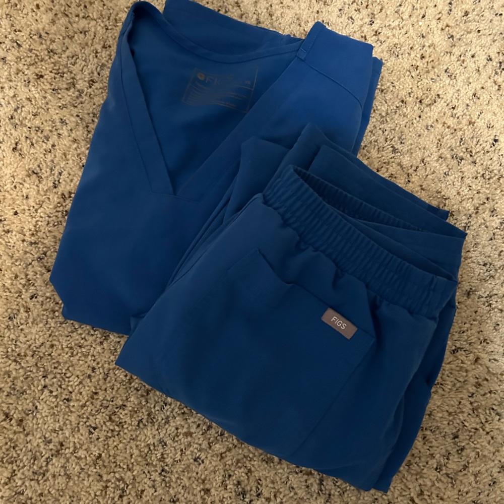 Figs scrubs size xsmall